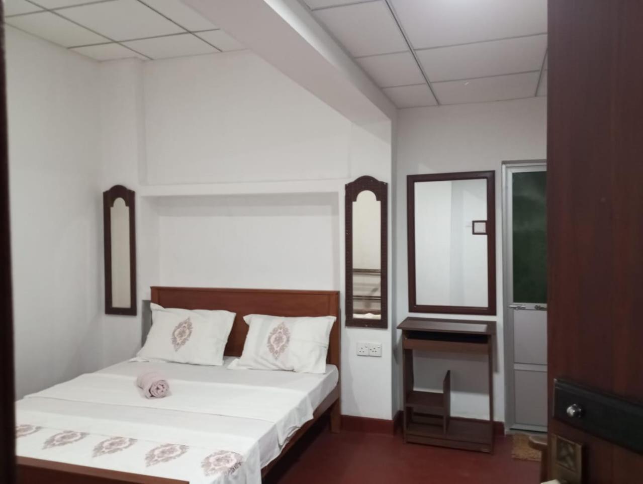 Relax Home Rambukkana Bagian luar foto