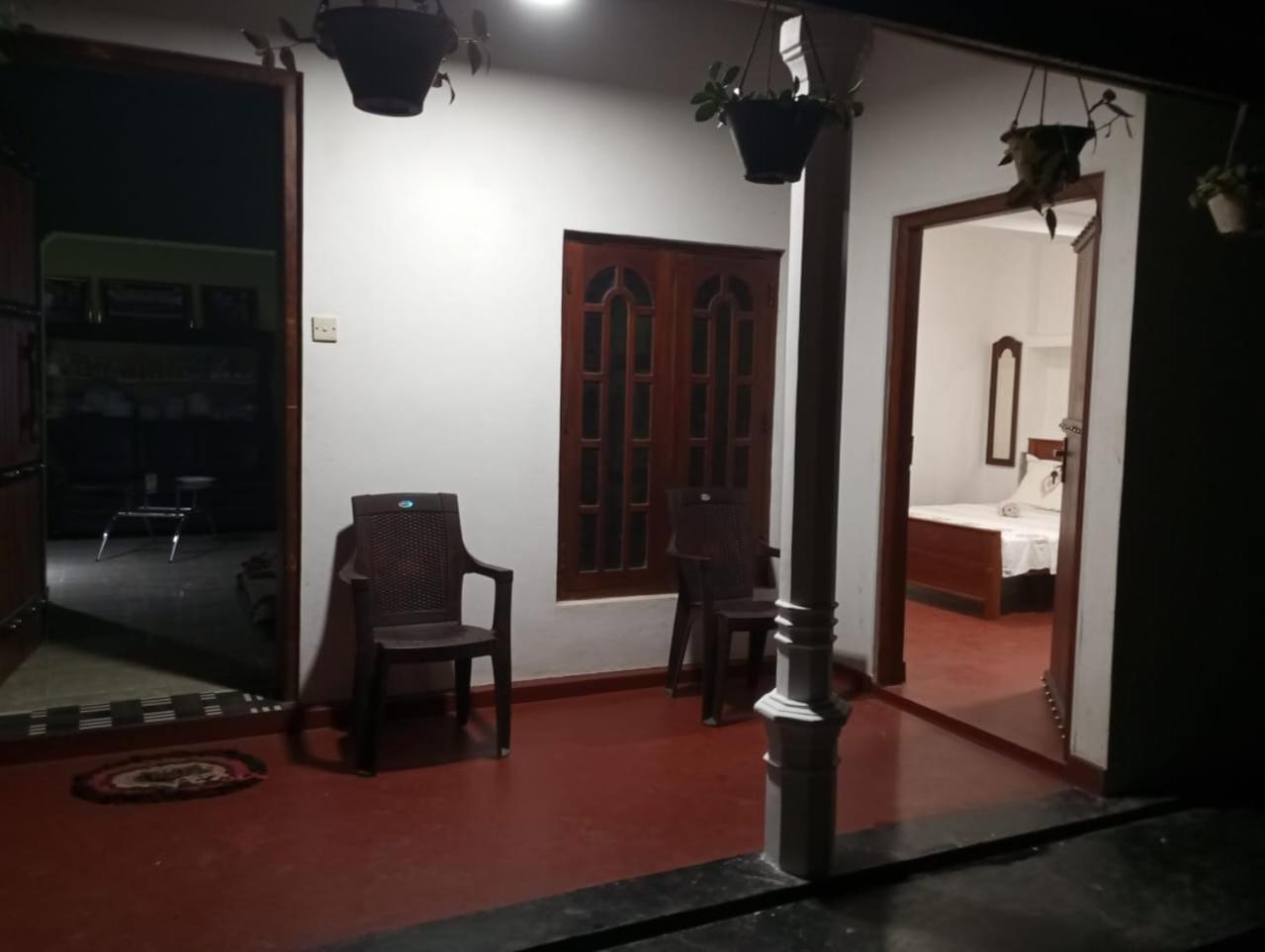 Relax Home Rambukkana Bagian luar foto