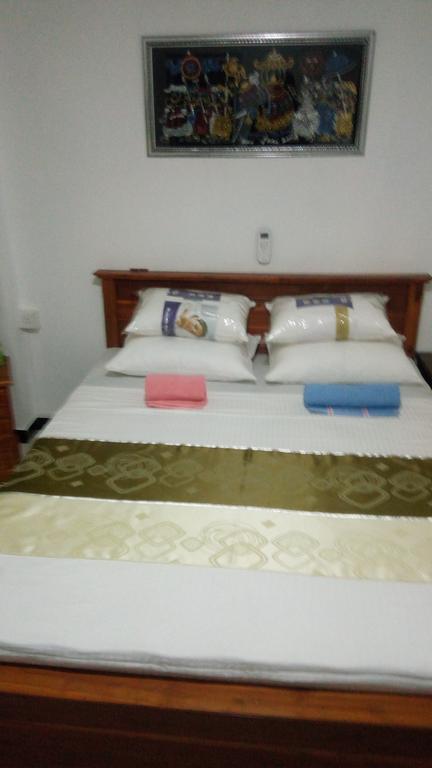 Relax Home Rambukkana Bagian luar foto