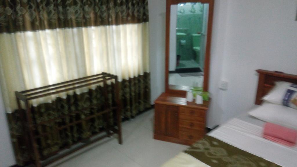 Relax Home Rambukkana Bagian luar foto
