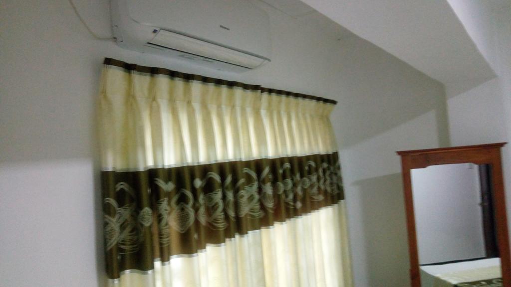 Relax Home Rambukkana Bagian luar foto