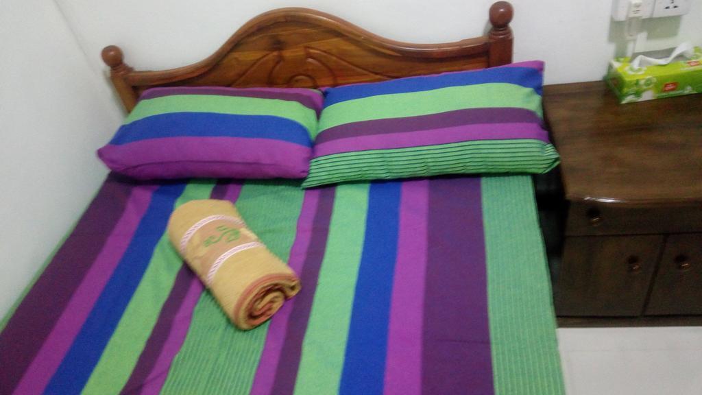 Relax Home Rambukkana Bagian luar foto